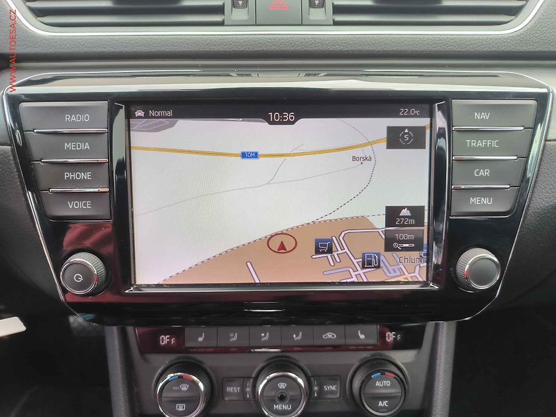 Škoda Superb (2016) 1.6 TDi, Style, DSG, bixen - fotka 14 z 23