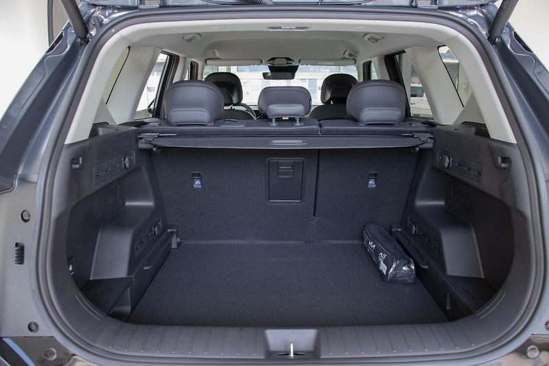 Kia EV5 195 kW + 81,4 KWH 4x4 L.E. - fotka 7 z 16