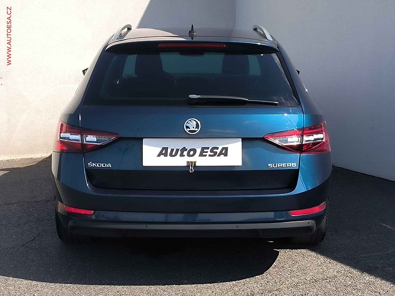 Škoda Superb (2016) 1.8 TSi, Style, DSG, TZ, - fotka 5 z 24