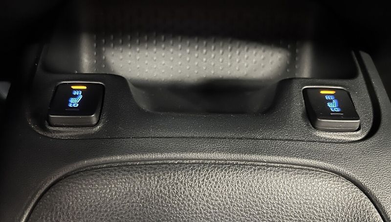Toyota Corolla 1,8 Hybrid AT Comfort Style Te - fotka 7 z 16