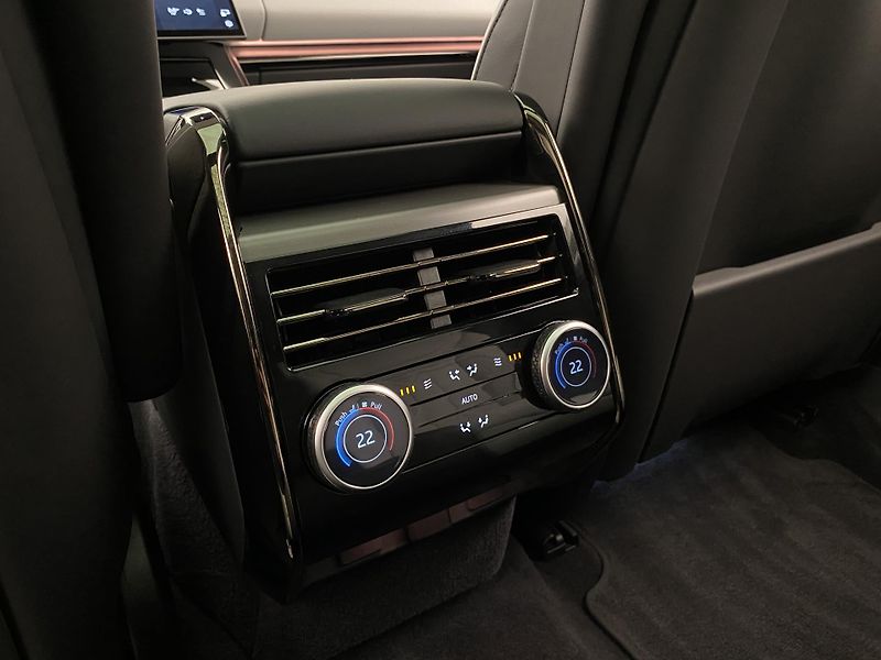 Land Rover Range Rover Sport P460e DYNAMIC HSE AWD AUT - fotka 50 z 79