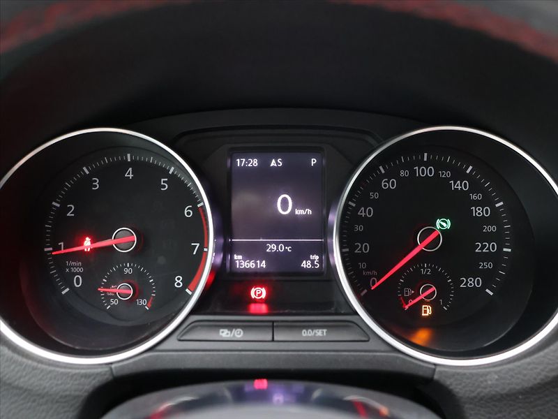 Volkswagen Polo 1.8 TSI 141kW GTI DSG 1.Majite - fotka 18 z 33