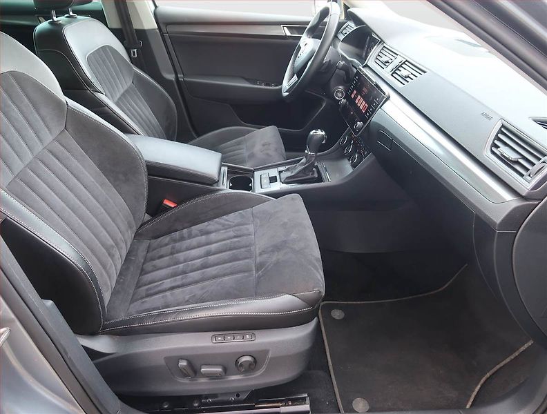 Škoda Superb (2019) Style Plus 2.0 TDI - fotka 9 z 16