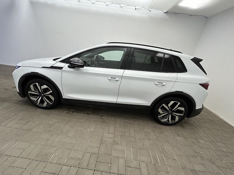 Škoda Karoq SportLine - fotka 3 z 24