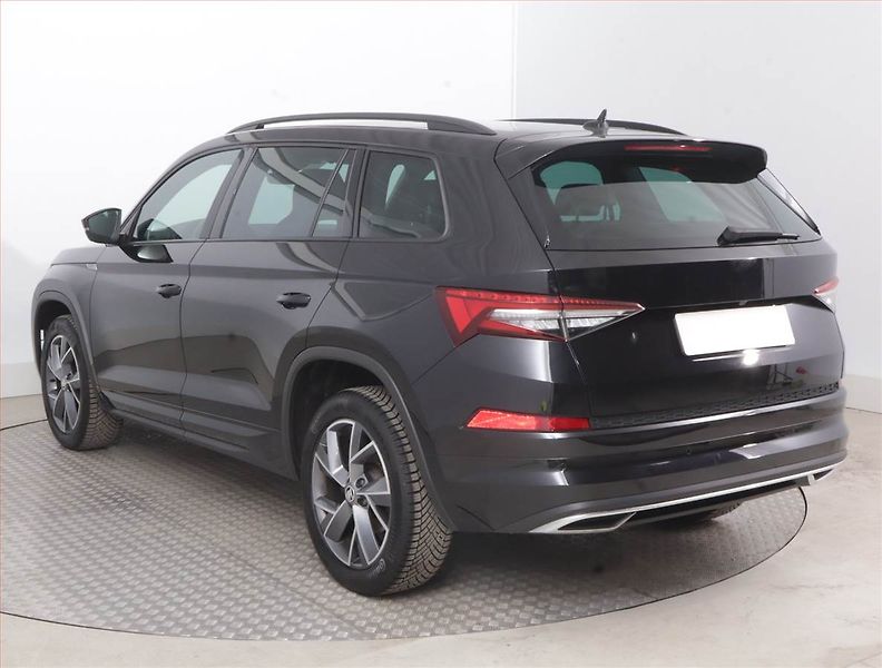 Škoda Kodiaq (2022) Sportline 1.5 TSI - fotka 4 z 18