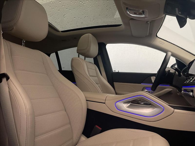 Mercedes-Benz GLE 400d 4MATIC kupé AMG Line Nigh - fotka 15 z 22