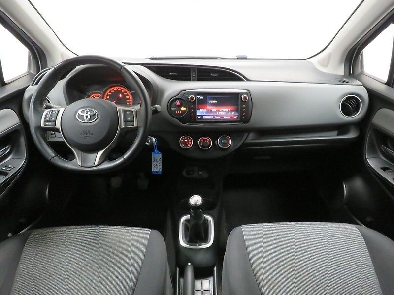 Toyota Yaris - fotka 5 z 23