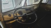 Aleš Fousek z Ústí nad Labem vlastní Volkswagen T1 Bus z roku 1964. Auto, které si oblíbilo hnutí Hippies. Aleš se svým bratrem Michalem současně provozuje autoservis v bývalé provozovně Toyoty v Solvayově ulici.