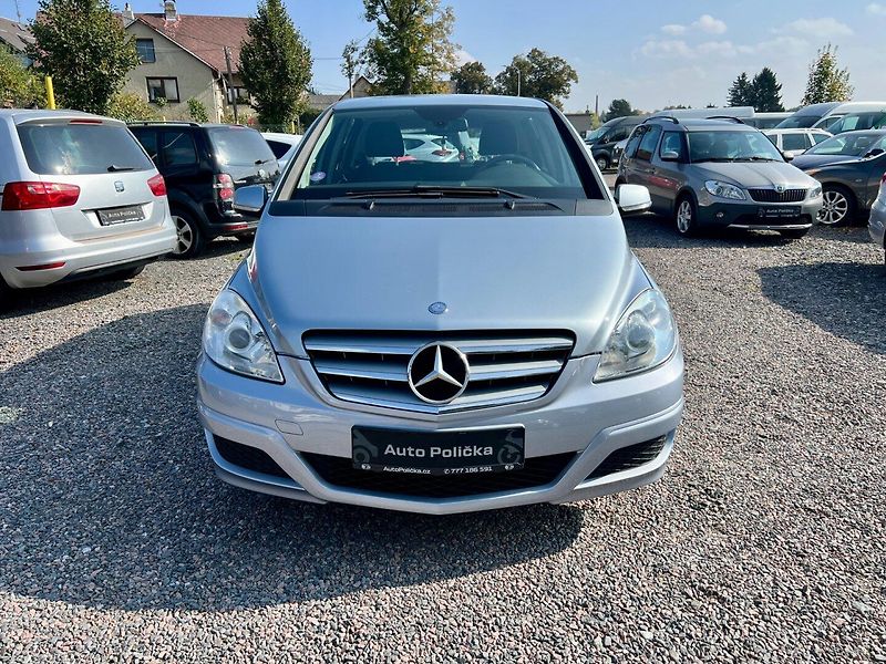 Mercedes-Benz Třídy B (2009) 85 kW Klima,Výhřevy - fotka 3 z 19