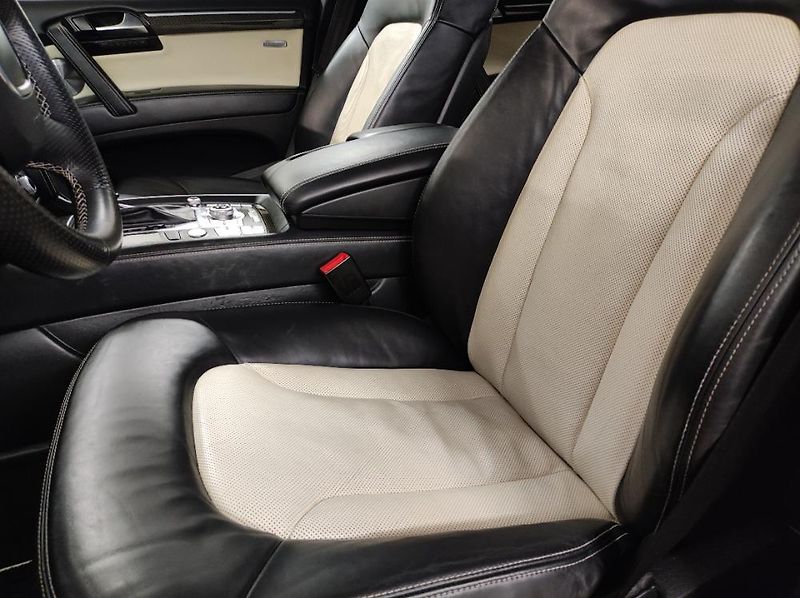 Audi Q7 (2010) 6.0 V12 TDI 368KW, SPLÁTKY  - fotka 9 z 19