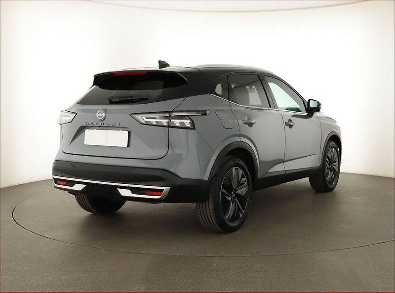 Nissan Qashqai (2026) 1.3 DIG-T MHEV, Tekna, Navigac - fotka 5 z 18