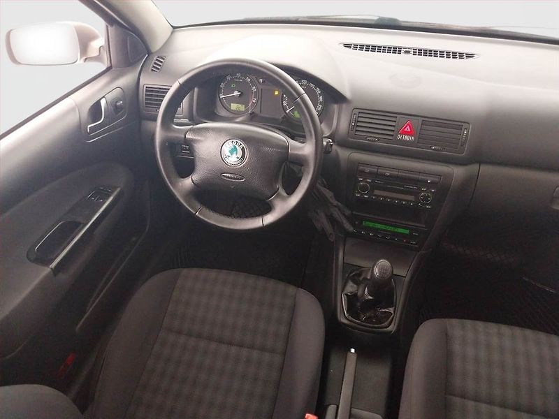 Škoda Octavia (2006) 1.6, po STK, jezdí výborně - fotka 7 z 16