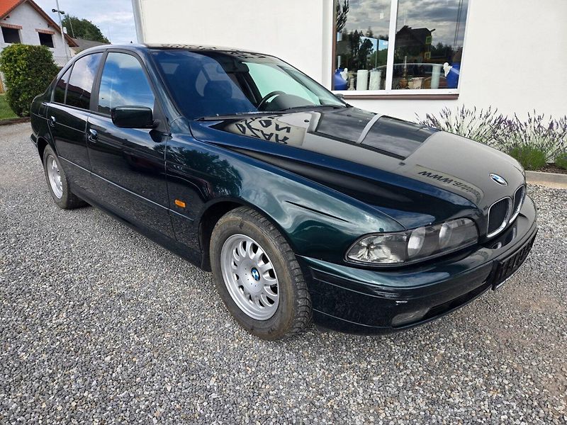 BMW Řada 5 (1997) 2.0 i Serviska - fotka 2 z 25