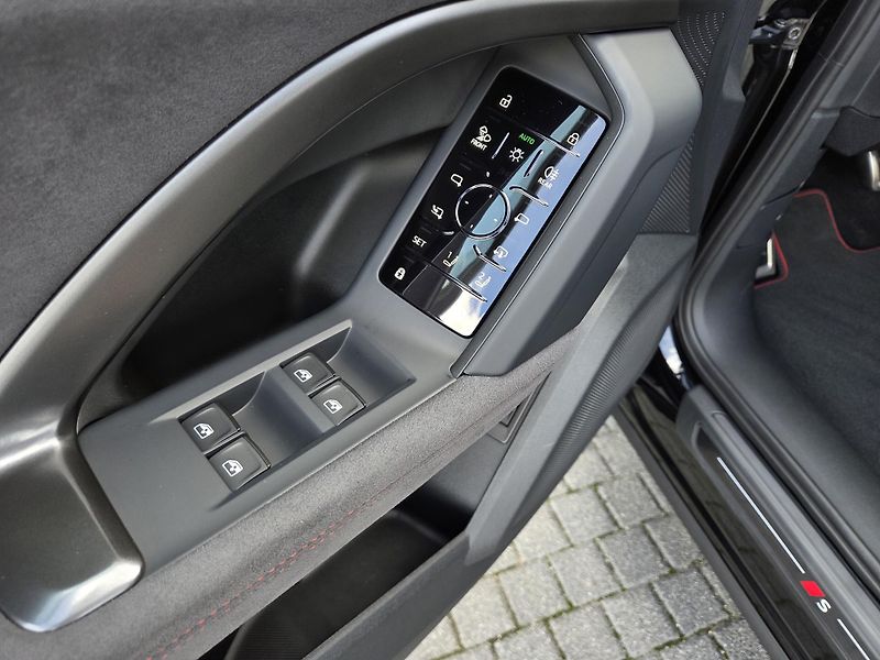 Audi Q5 SB Q S-Line Vzduch Pano MAXvýb - fotka 13 z 61