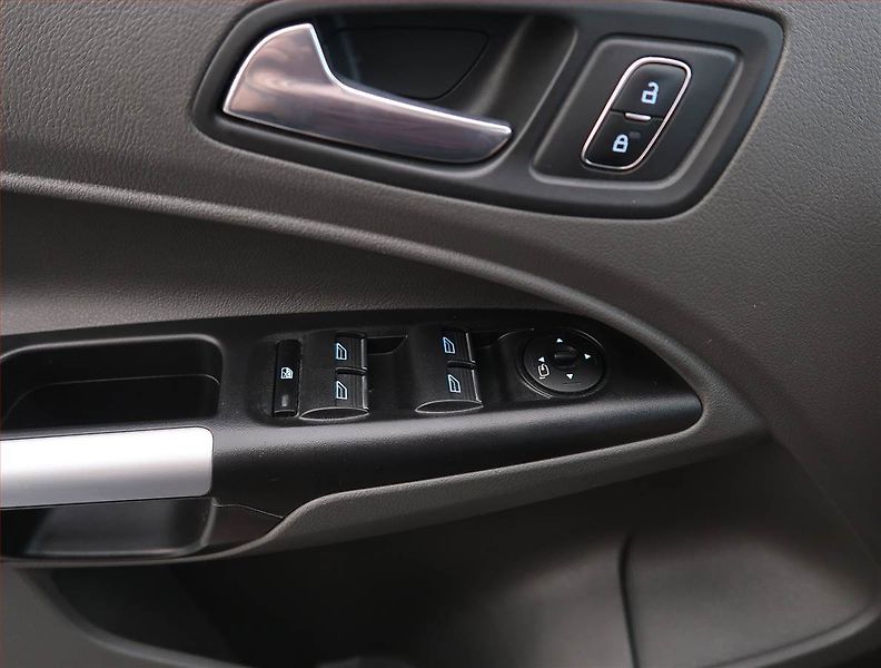 Ford Tourneo Connect (2022) Maxi Active 1.5 EcoBlue, 7Míst - fotka 22 z 22