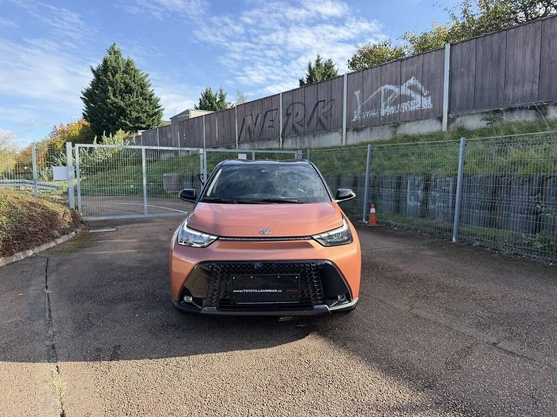 Toyota Aygo 1.5. Hybrid Executive - akční - fotka 2 z 9