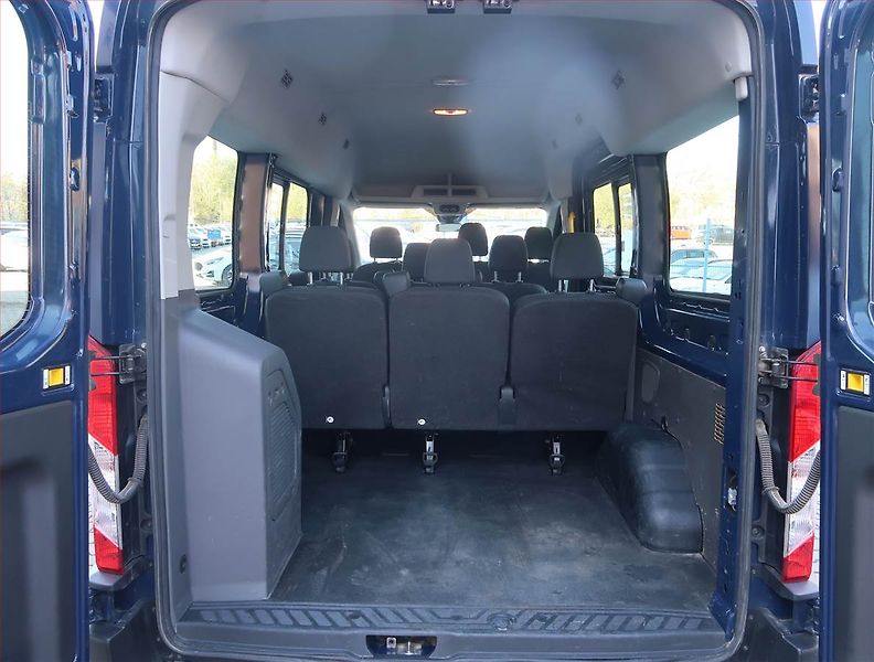 Ford Transit (2021) Trend 2.0 EcoBlue, Bus, 9Míst - fotka 14 z 20