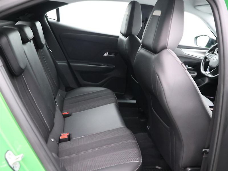 Opel Mokka 1,5 CDTI 81kW Ultimate - fotka 13 z 33