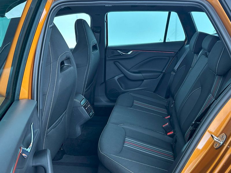 Škoda Kamiq (2025) DSG 1.0TSI 85kW Monte Carlo - fotka 8 z 32
