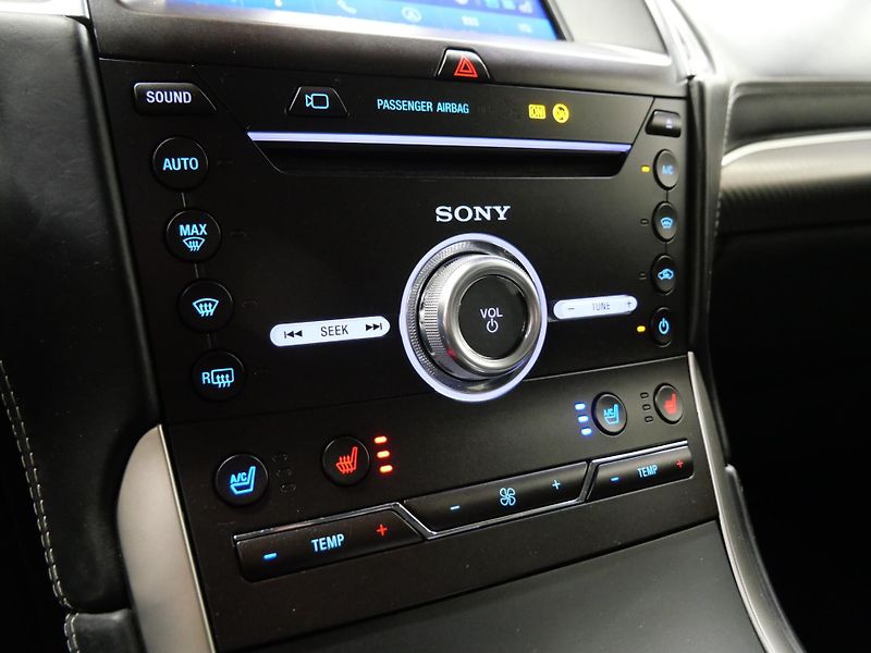 Ford S-MAX - fotka 17 z 23