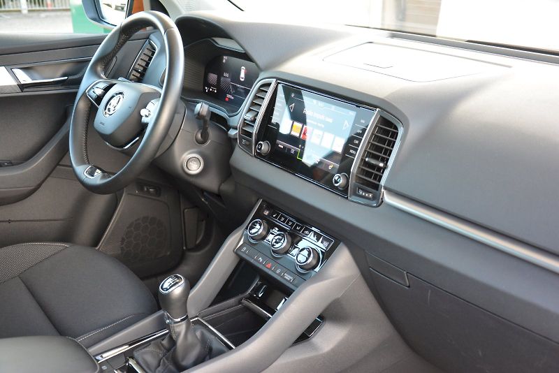 Škoda Karoq (2024) 1.5 TSI 110 kW Ambition PLUS - fotka 12 z 21