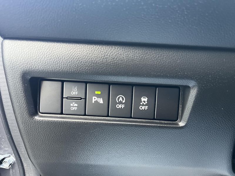Suzuki Swift COMFORT 1.2 AUTOMAT, HYBRID - fotka 15 z 17