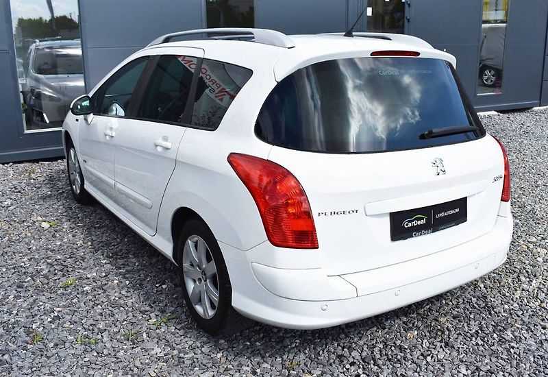 Peugeot 308 2,0 HDI STYLE,1.M,PANO,PĚKNÁ - fotka 6 z 16
