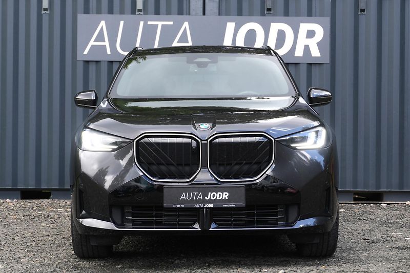 BMW X3 20d, Tažné, HUD, ACC, 360°,H/K - fotka 18 z 50