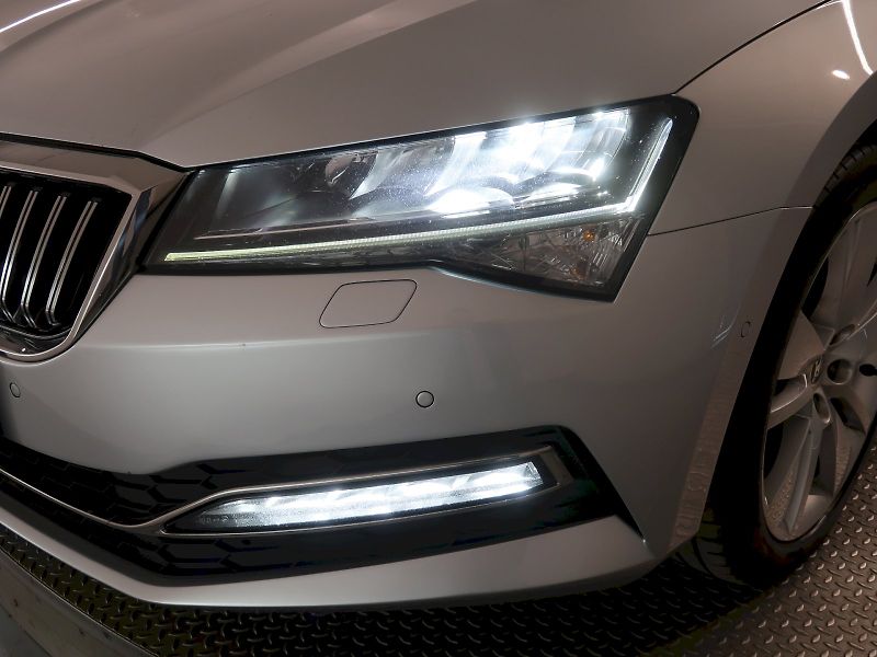 Škoda Superb (2022) STYLE 2.0TDI 147KW 4x4 DSG TAŽ - fotka 10 z 40