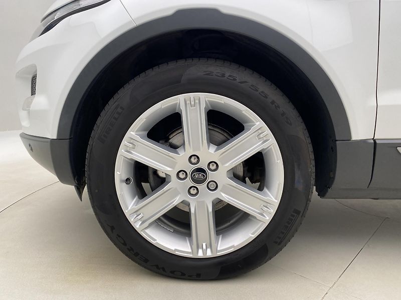 Land Rover Range Rover Evoque SD4 AWD AUT CZ - fotka 29 z 35
