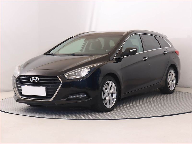 Hyundai i40 (2016) 1.7 CRDi, Serv.kniha, Navi - fotka 2 z 20