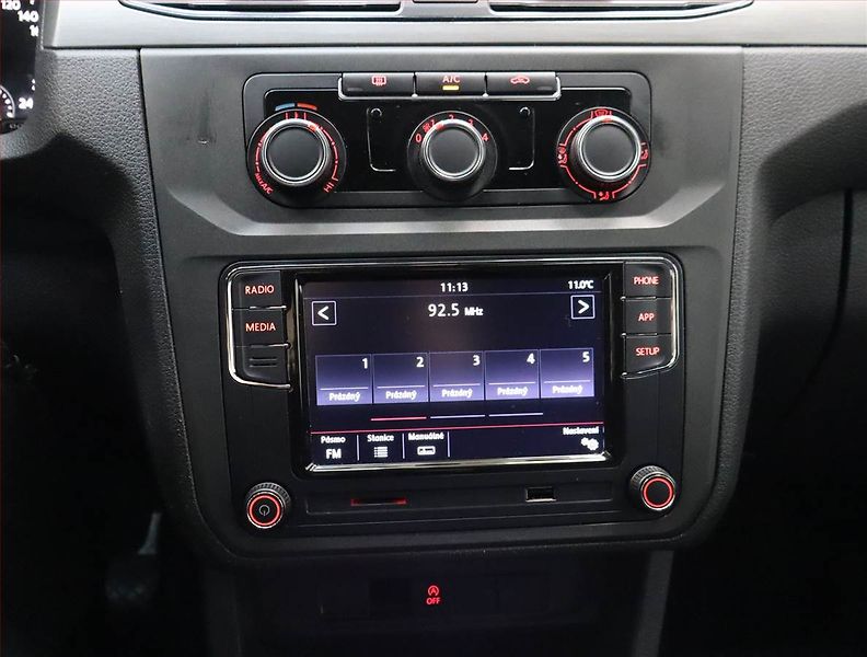 Volkswagen Caddy (2017) Maxi 2.0 TDI, 7Míst - fotka 12 z 17