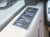 Land Rover Range Rover (2013) 3.0D 183KW - náhled 31