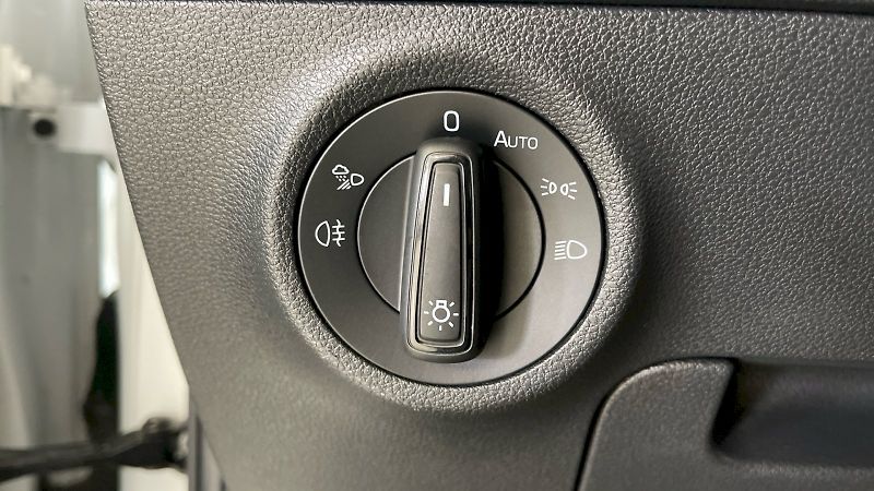 Škoda Karoq (2022) Sportline 1.5 TSI 110kW - fotka 21 z 33