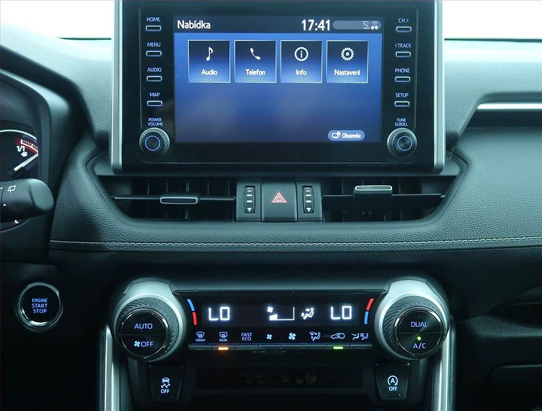 Toyota RAV4 (2021) Comfort 2.0 Valvematic - fotka 12 z 21