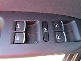 Volkswagen Touran (2011) 1.4 TSi, Highline, DSG - náhled 12