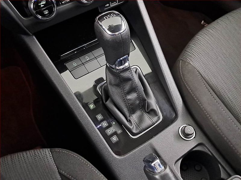 Škoda Octavia (2019) 2.0 TDI, Automat, Navi - fotka 13 z 19
