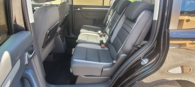 Volkswagen Touran (2013) 1,2TSi 77kW benzín „Life“ - fotka 12 z 35