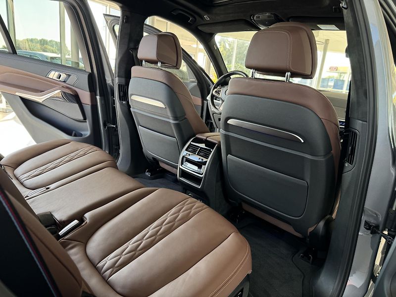 BMW X7 40d xDrive*M-SPORT*Záruka01/28 - fotka 18 z 57