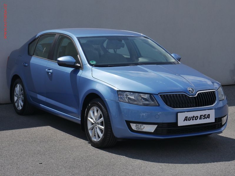 Škoda Octavia (2014) 1.2TSi, ČR, Elegance, autoAC - fotka 1 z 21