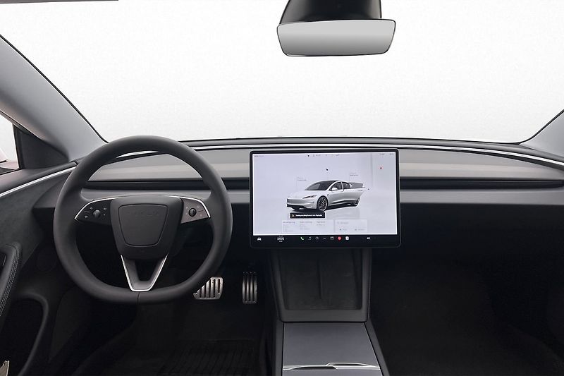 Tesla Model 3 Performance AWD - fotka 10 z 29