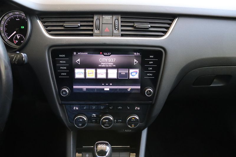 Škoda Octavia 2.0TDI DSG 110kW ČR DPH - fotka 28 z 50