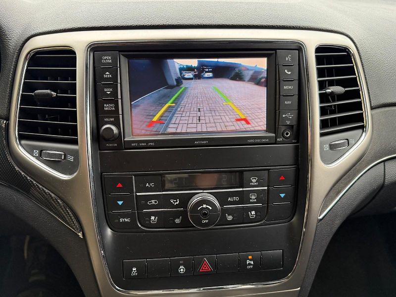 Jeep Grand Cherokee (2013) 3.0 CRDi 177kW S-LIMITED - fotka 17 z 20
