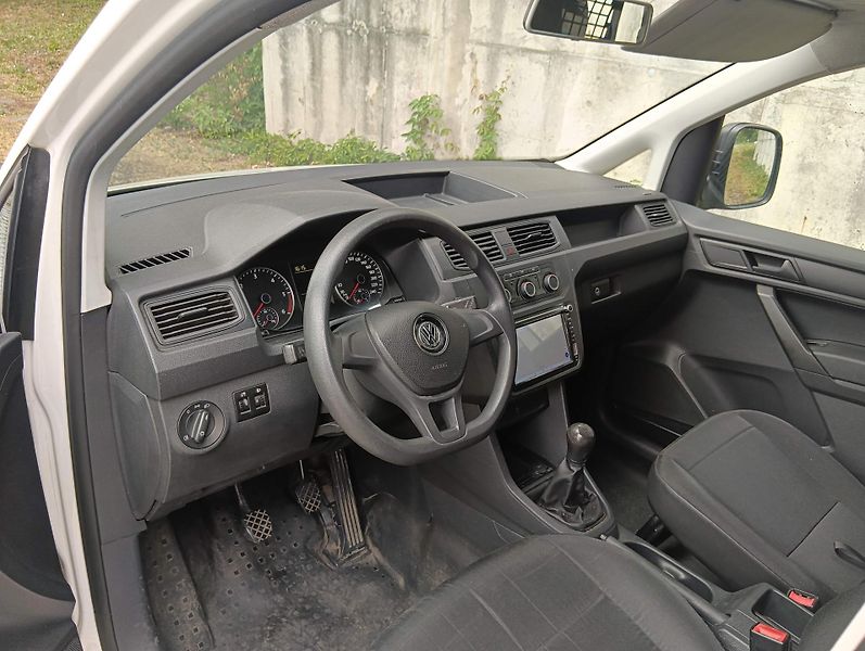 Volkswagen Caddy (2018) 2.0 TDI / 75kW, AC, DPH - fotka 12 z 34