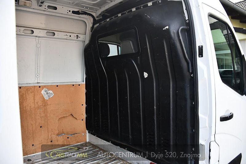 Renault Master 2.3dCi 100kW 1M L2H2 - fotka 28 z 35