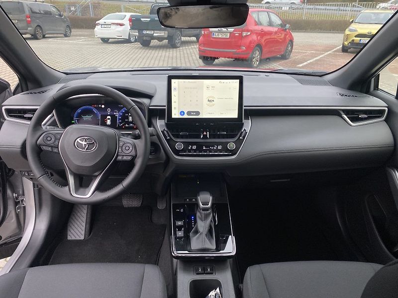 Toyota Corolla Cross 1,8 Hybrid MC25 Style - fotka 16 z 25