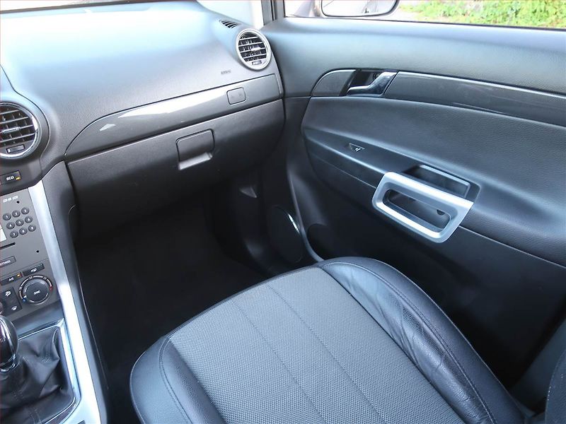 Opel Antara (2015) 2.2 CDTI, 4X4, Tempomat - fotka 8 z 19