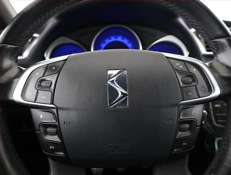 Citroën DS4 (2012) 2.0 BlueHDI, Serv.kniha, Navi - fotka 8 z 18