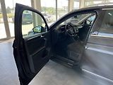 Volkswagen Tiguan (2016) 2,0TSi DSG 4x4 HIGHLINE TAŽNÉ - náhled 13