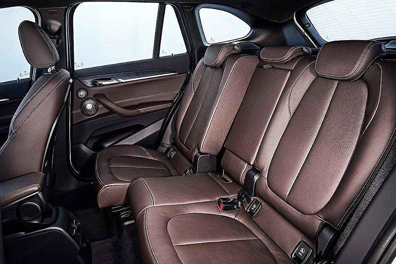 BMW X1.